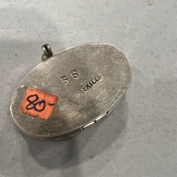 Mexico Silver & Abalone Pill Box - Picture 5 of 6